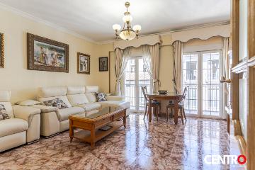 Piso en Reyes Católicos, vistas a Sierra Nevada