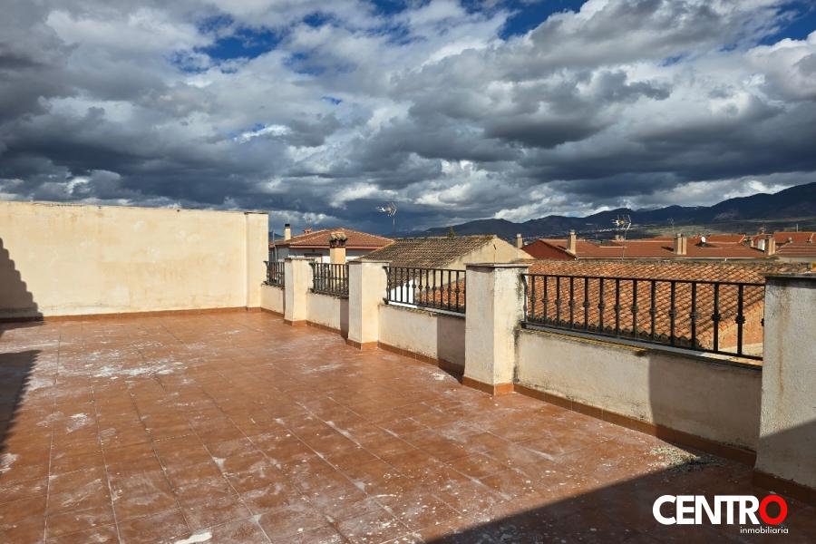 Ático en Ogíjares con terraza y garaje