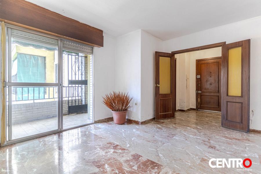 Piso en granada don garaje y terrazas