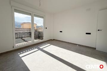 Piso con terraza en cenes