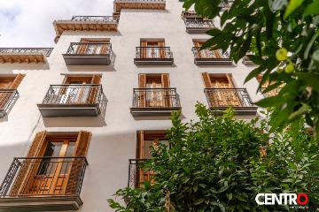 Piso junto a la Plaza Isabel la Católica